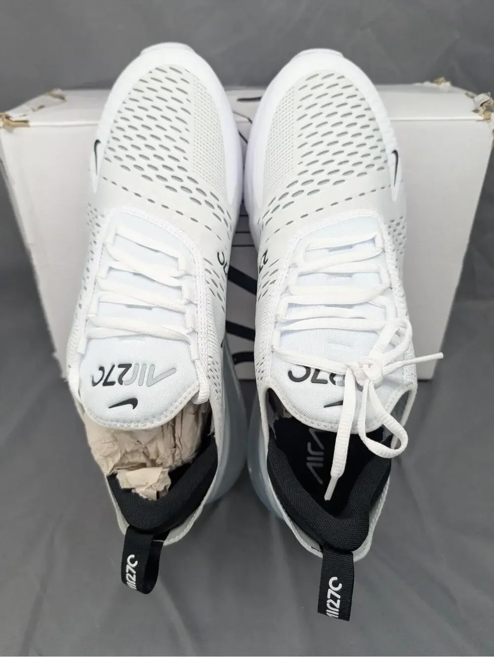 Men’s Size 12 Nike Air Max 270 White Black AH8050-100 New In Box - Picture 3 of 6